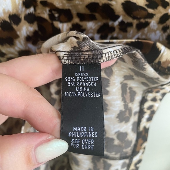 BCX Leopard Print Mini Dress Cap Sleeve Sheath Size 11 Women’s Satin Animal - Picture 4 of 5
